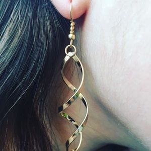 FLASH SALE
 - BUNDLE THIS FOR $3 
Earrings